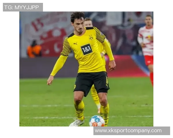 胡梅尔斯水瓶贴新闻揭示心声:20多岁渴望婚姻与家庭生活 胡梅尔斯水瓶贴新闻揭示心声:20多岁渴望婚姻与家庭生活