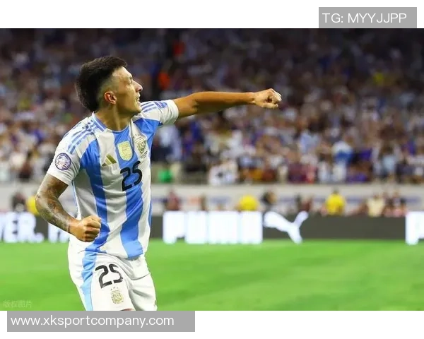 谢林汉姆称赞热刺中卫组合范德芬与罗梅罗为英超顶尖之选 谢林汉姆称赞热刺中卫组合范德芬与罗梅罗为英超顶尖之选