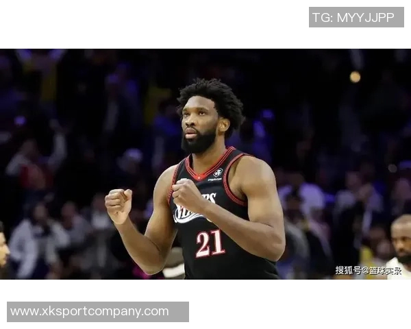 小莫里斯谈恩比德训练态度称其表现依然出色70分之战未做热身 小莫里斯谈恩比德训练态度称其表现依然出色70分之战未做热身