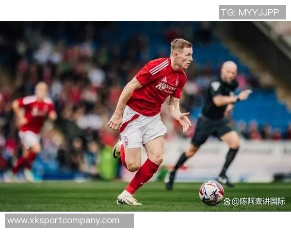 曼联继续追逐埃利奥特安德森作为主要引援目标的最新动态 曼联继续追逐埃利奥特安德森作为主要引援目标的最新动态