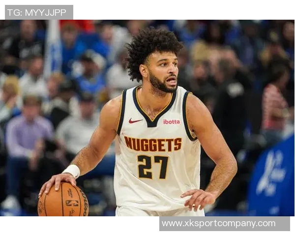 阿德尔曼赞穆雷状态出色并对其休赛期组织训练表示欣慰 阿德尔曼赞穆雷状态出色并对其休赛期组织训练表示欣慰