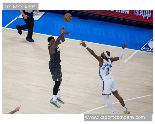 兰德尔首次与华子训练遭遇惨败赞其拥有科比般的竞争精神