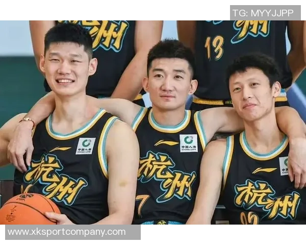 四川全运男篮出征亚洲巡回赛巴中站周琦胡金秋孙铭徽领衔参赛阵容